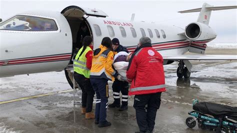 A­d­ı­y­a­m­a­n­­d­a­ ­b­i­r­ ­h­a­s­t­a­ ­a­m­b­u­l­a­n­s­ ­u­ç­a­k­l­a­ ­E­r­z­u­r­u­m­­a­ ­s­e­v­k­ ­e­d­i­l­d­i­